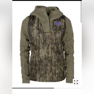 Banded Women's Camouflage Hybrid Hoodie BNWT!! Size small